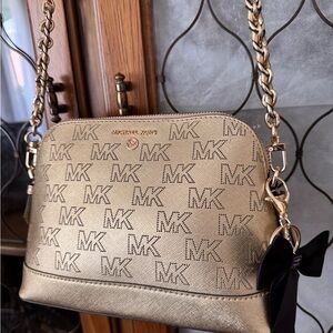 New Michael Kors Gold Crossbody